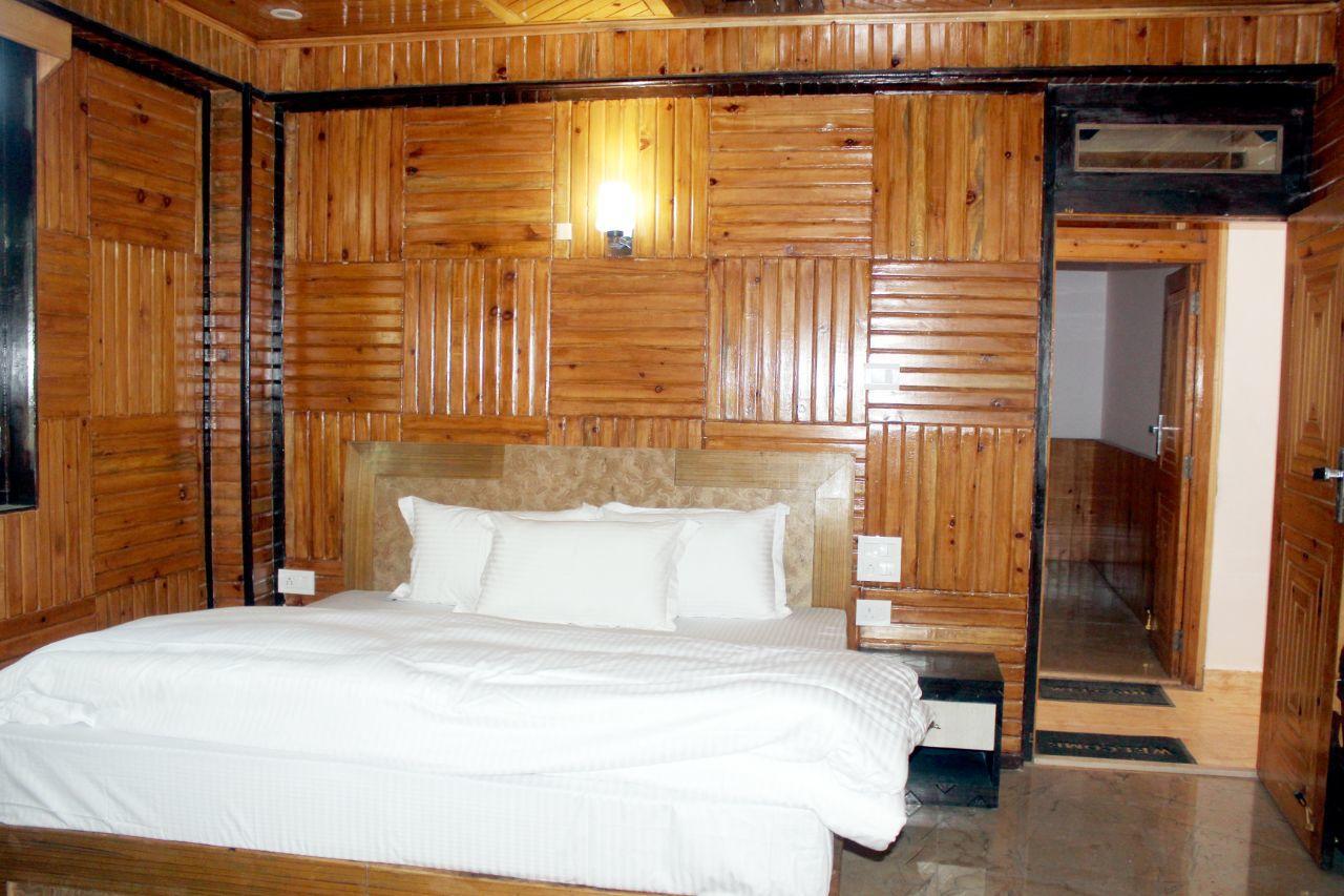 Hotel Uttarayan Sāngla Exterior foto